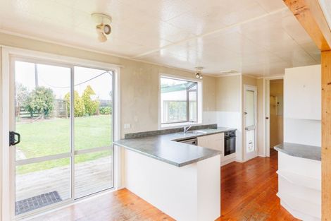 Photo of property in 161 Cemetery Road, Sanson, Palmerston North, 4479