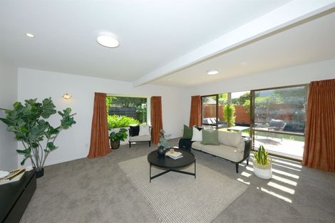 Photo of property in 1/10 Glenburn Place Avonhead Christchurch City