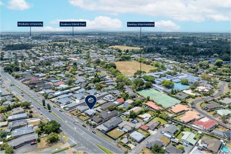 Photo of property in 309a Cambridge Road, Hillcrest, Hamilton, 3216