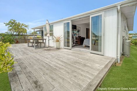 Photo of property in 37 Roretana Drive, Athenree, Waihi Beach, 3177