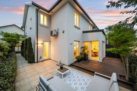 Photo of property in 12 John Britten Lane, Riccarton, Christchurch, 8011