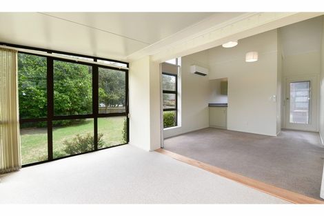 Photo of property in 8 Bellbird Place, Orewa, 0931