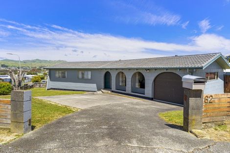 Photo of property in 62 Desert Gold Street, Ascot Park, Porirua, 5024