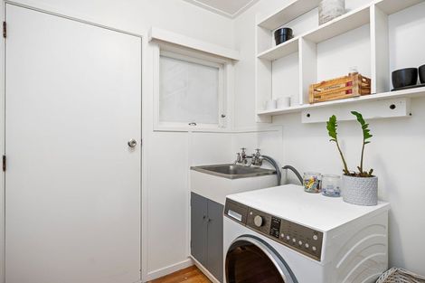 Photo of property in 42 Hilltop Avenue, Morningside, Whangarei, 0110