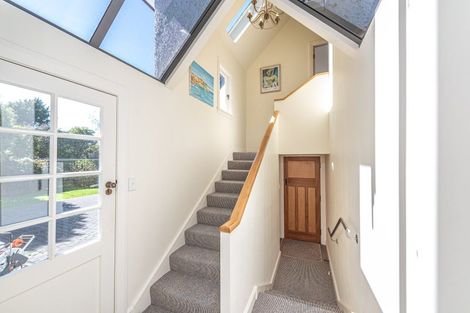 Photo of property in 32 Brassey Road, Saint Johns Hill, Whanganui, 4500