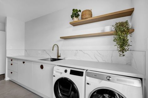 Photo of property in 62 Aratapu Street, Waitara, 4320