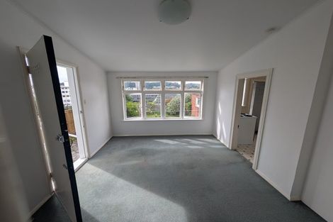 Photo of property in 17 Thompson Street, Mount Cook, Wellington, 6011