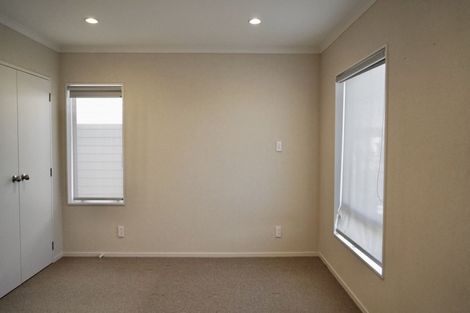 Photo of property in 100 Flat Bush School Road, Flat Bush, Auckland, 2019