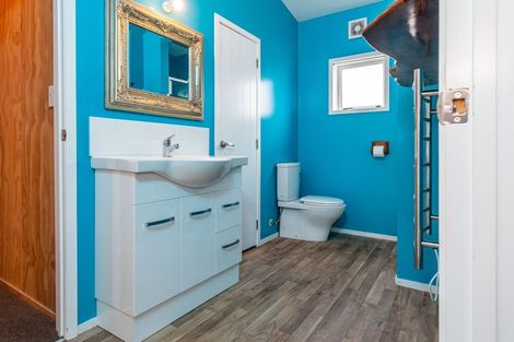 Photo of property in 2 Koromiko Drive, Coromandel, 3506