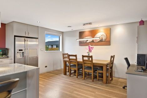 Photo of property in 28 Springwater Avenue, Northwood, Christchurch, 8051