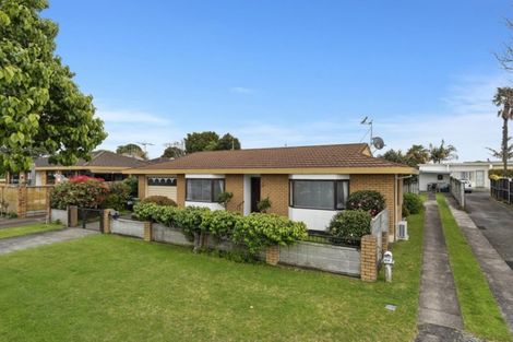 Photo of property in 493c Devonport Road, Tauranga South, Tauranga, 3112
