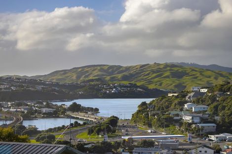 Photo of property in 12 Doon Grove, Papakowhai, Porirua, 5024
