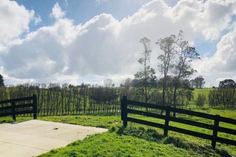 Photo of property in 24 Bordeaux Place, Te Kauwhata, 3782