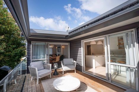 Photo of property in 4 Brandon Road, Manly, Whangaparaoa, 0930