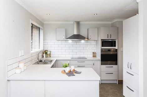 Photo of property in 2/22 Leander Street, Northcote, Christchurch, 8052