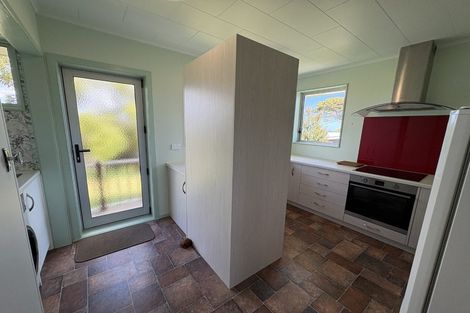 Photo of property in 68 Gurney Road, Kelson, Lower Hutt, 5010