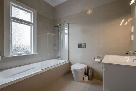 Photo of property in 24 Elmira Avenue, Hokowhitu, Palmerston North, 4410