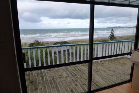 Photo of property in 13c Makorori Beach Road, Makorori, Gisborne, 4073
