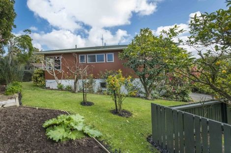 Photo of property in 26 Surville Place, Mairangi Bay, Auckland, 0630