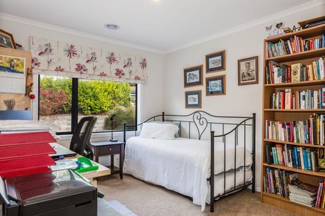 Photo of property in 24 Margaret Shields Avenue, Aotea, Porirua, 5024