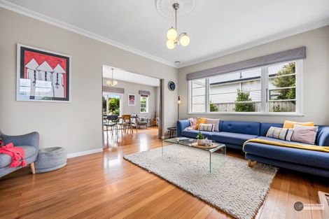 Photo of property in 19 William Street, Petone, Lower Hutt, 5012