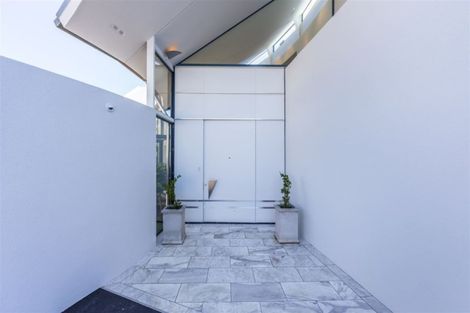 Photo of property in 142 Scarborough Road, Scarborough, Christchurch, 8081