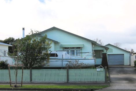 Photo of property in 45 Wood Street, Takaro, Palmerston North, 4410