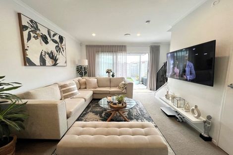 Photo of property in 24 Adlam Lane, Takanini, 2112