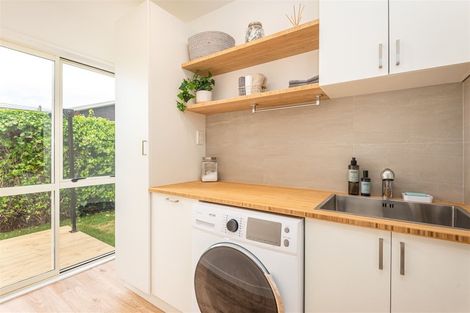 Photo of property in 36 Mauger Drive, Heathcote Valley, Christchurch, 8022