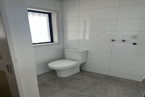 Photo of property in 20 Widmore Drive, Massey, Auckland, 0614