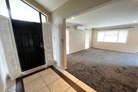 Photo of property in 4 Mordane Place, Flat Bush, Auckland, 2016