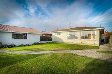 Photo of property in 763 Main North Road, Belfast, Christchurch, 8051