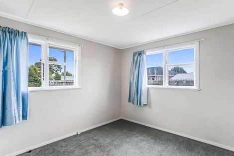 Photo of property in 6 Portchester Street, Aranui, Christchurch, 8061