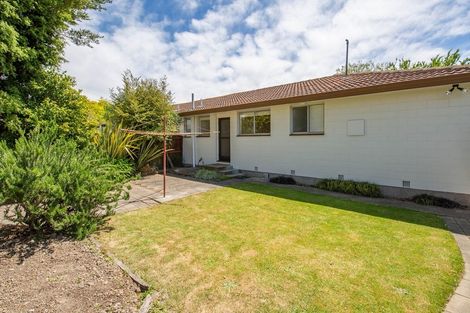 Photo of property in 2/5a Brogar Place, Casebrook, Christchurch, 8051