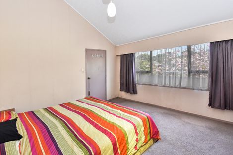 Photo of property in 13a Lawson Way, Weymouth, Auckland, 2103