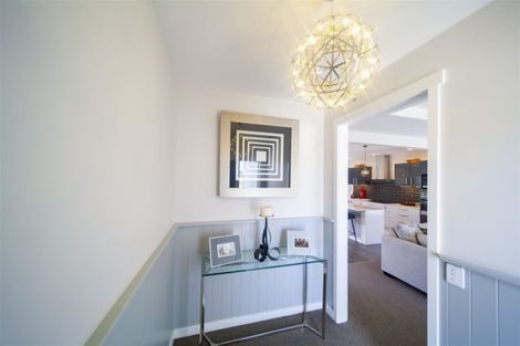 Photo of property in 18 Hurunui Drive, Te Awa, Napier, 4110