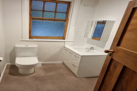 Photo of property in 2 Caprera Street, Melrose, Wellington, 6023