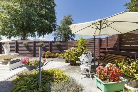 Photo of property in 10 Botanical Road, Takaro, Palmerston North, 4412