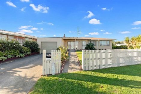 Photo of property in 43a Farm Street, Mount Maunganui, 3116