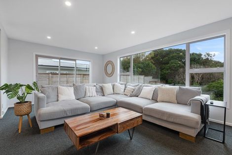 Photo of property in 5 Cabin Lane, Whitby, Porirua, 5024