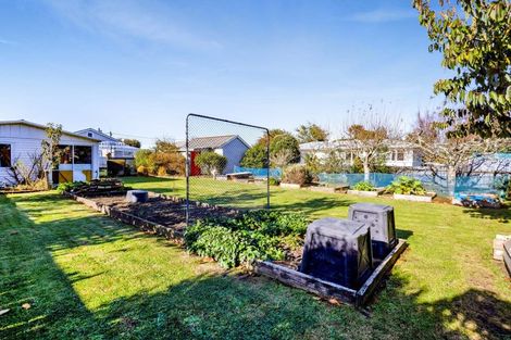 Photo of property in 37 Dixon Avenue, Hawera, 4610