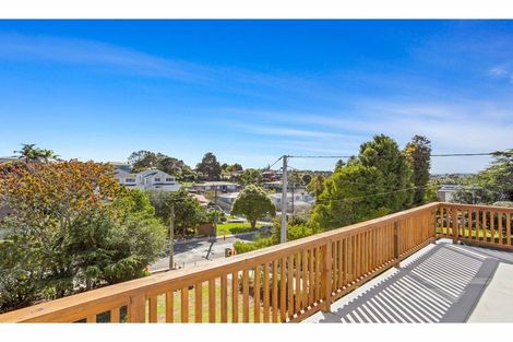 Photo of property in 32 Tomo Street, New Lynn, Auckland, 0600