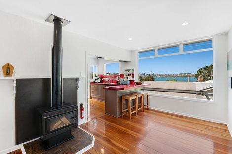 Photo of property in 42 Rawene Road, Birkenhead, Auckland, 0626