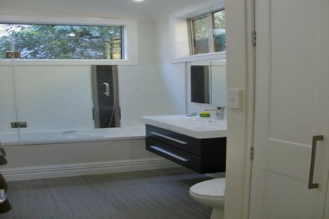 Photo of property in 26 Rangiora Avenue, Kaiwharawhara, Wellington, 6035