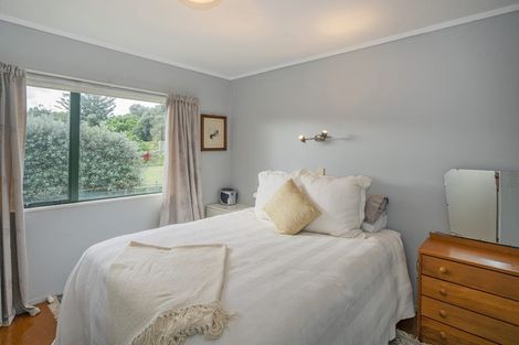 Photo of property in 152 Ocean Beach Road, Tairua, 3508