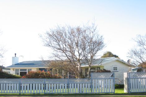 Photo of property in 1 High Street, Bulls, 4818