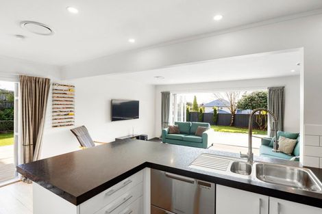 Photo of property in 70 Houchens Road, Glenview, Hamilton, 3206