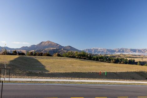 Photo of property in 41 Carrickmore Crescent, Wanaka, 9305