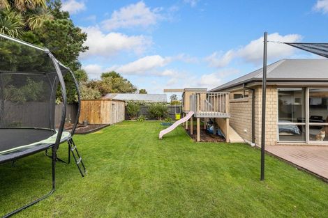Photo of property in 18 Thurso Place, New Brighton, Christchurch, 8083