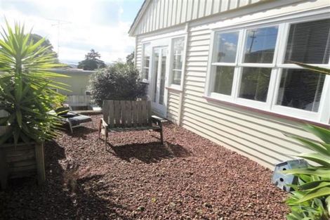 Photo of property in 23c Hendry Avenue, Hillsborough, Auckland, 1042